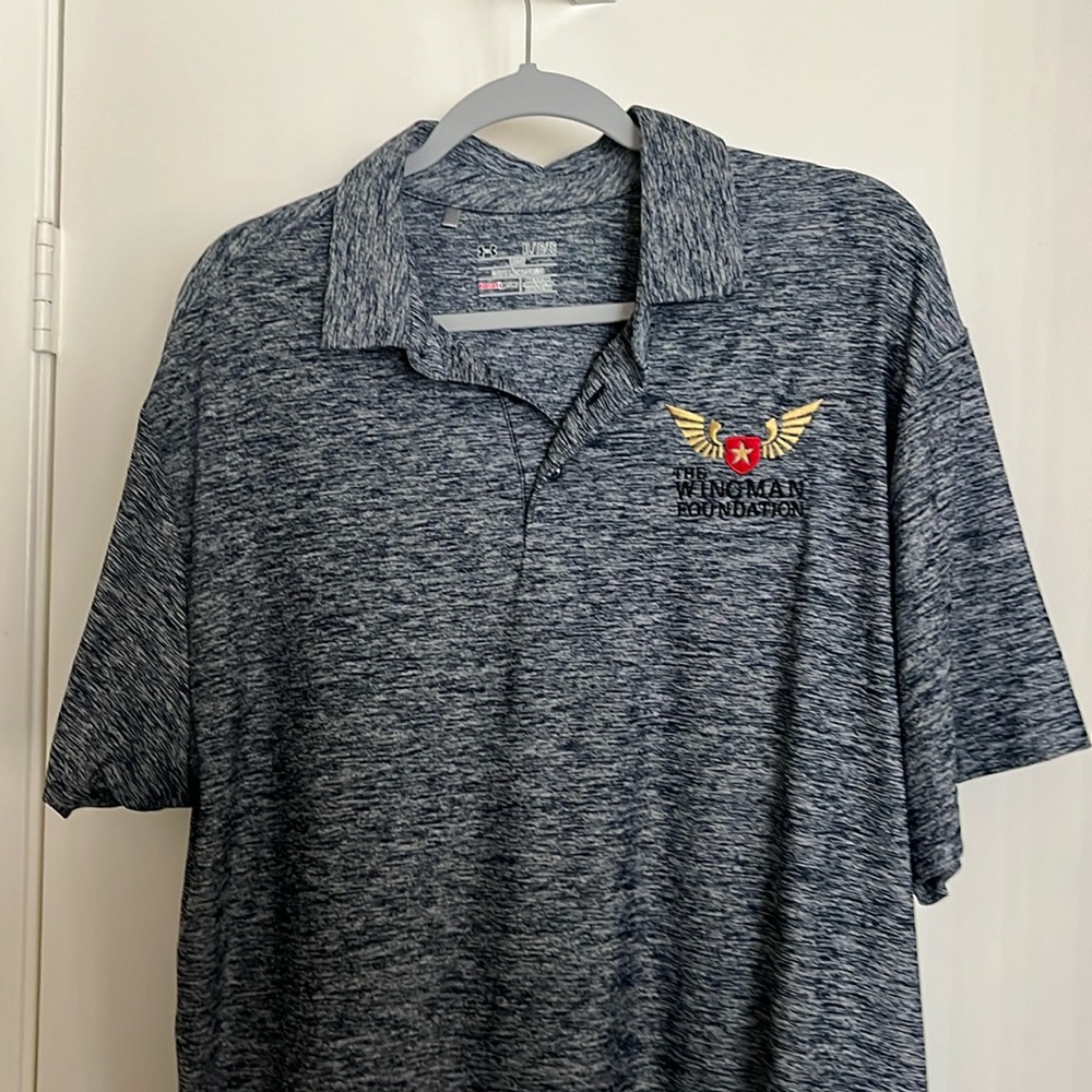 Men’s XL wingman foundation Under armor shirt.